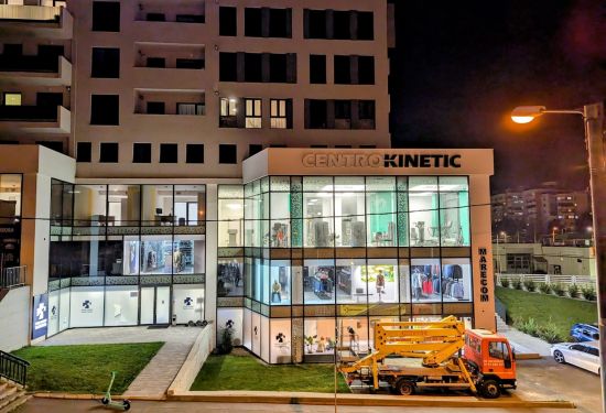  CENTRO KINETIC